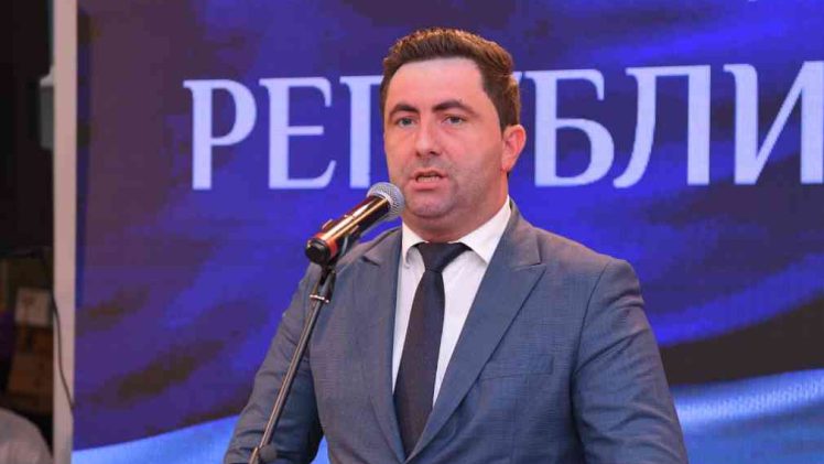 Petrović: Braćo Srbi, Hrvati i Bošnjaci, moramo se dogovoriti, dok još ima nade