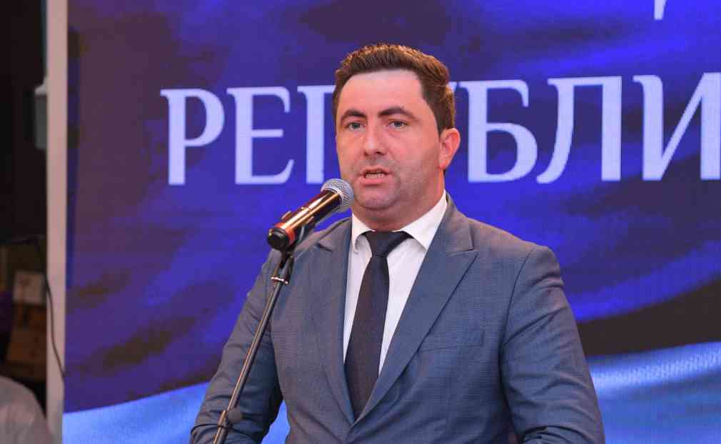 Petrović: Braćo Srbi, Hrvati i Bošnjaci, moramo se dogovoriti, dok još ima nade