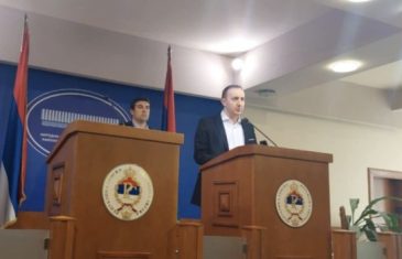 Skandalozan govor Ognjena Bodiroge u NSRS: Negirao opsadu Sarajeva i osporavao Dan bijelih traka