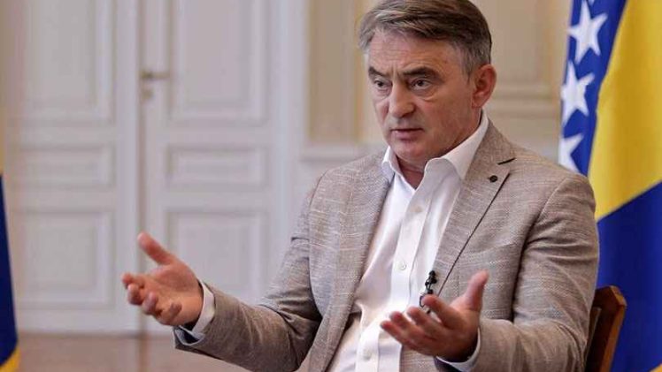 KOMŠIĆ NE KRIJE OGORČENJE: “Afera Spengavanje je izraz bahatosti, očigledna sprega Nikšića i Munjića!”