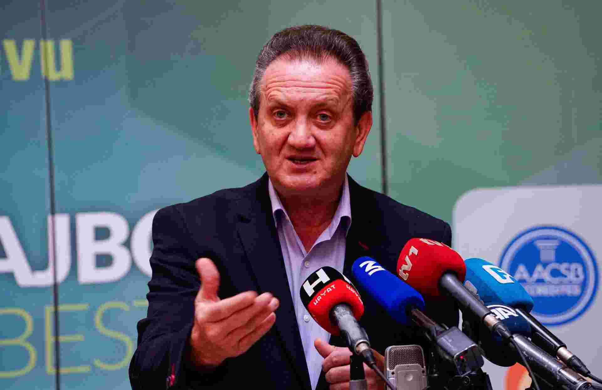 Pravno pitanje pretvoreno u politiku: Adamović upozorava na referendum u RS-u