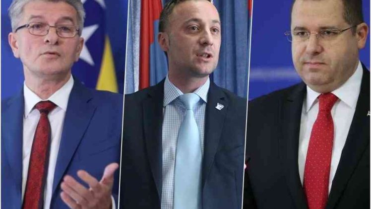 MEHMEDOVIĆ OŠTRO UZVRAĆA: „Negatori Ustava BiH poput Milorada Kojića ili Radovana Kovačevića će se morati…” MEHMEDOVIĆ OŠTRO UZVRAĆA: „Negatori Ustava BiH poput Milorada Kojića ili Radovana Kovačevića će se morati…”