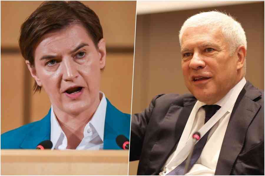 ŽESTOK OKRŠAJ ANE BRNABIĆ I BORISA TADIĆA: “Građani Srbije, znate šta vam je činiti…”