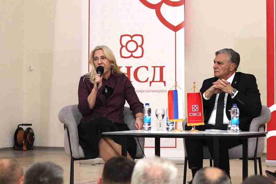 „ZABORAVILI STE NAPOMENUTI DA GRAĐANI TREBA DA DOPIŠU…“: Burne reakcije nakon istupa Željke Cvijanović u Kotor Varoši… „ZABORAVILI STE NAPOMENUTI DA GRAĐANI TREBA DA DOPIŠU…“: Burne reakcije nakon istupa Željke Cvijanović u Kotor Varoši…