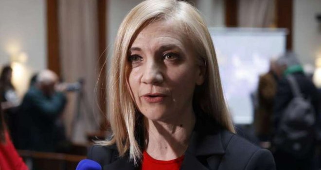 Jurišić o Dodikom govoru mržnje: To je tek uvod, ogroman je teret na Bošnjacima… Jurišić o Dodikom govoru mržnje: To je tek uvod, ogroman je teret na Bošnjacima…