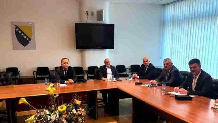 OVO SU NJIHOVI ADUTI PROTIV DRAGANA ČOVIĆA: Na pomolu osnivanje Petorke – cilj je pobijediti HDZ BiH