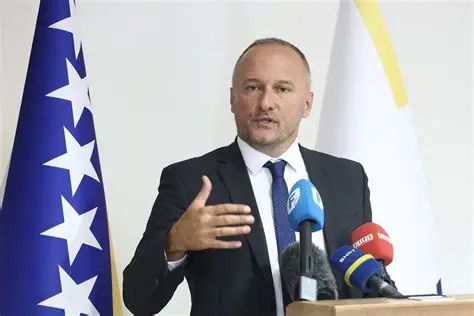 SANIN BOGUNIĆ, PREDSJEDNIK VSTV-a BiH: “Mi pokušavamo da sačuvamo nezavisnost, ali…”