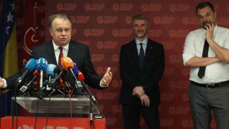 “SB” DOSIJE; KADA INSTITUCIJE ZATAJE: Šutnja Agencije za državnu službu postala oružje protiv zakonitosti; Perjanica negativne kadrovske politike “Trojke”…