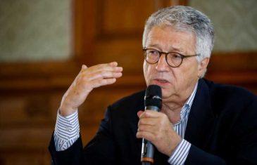 BIVŠI VISOKI PREDSTAVNIK WOLFGANG PETRITSCH: “Milorad Dodik ima odličnu mrežu odnosa i velikog novca koje je prikupio tokom godina, ja sam morao ganjati Antu Jelavića…”