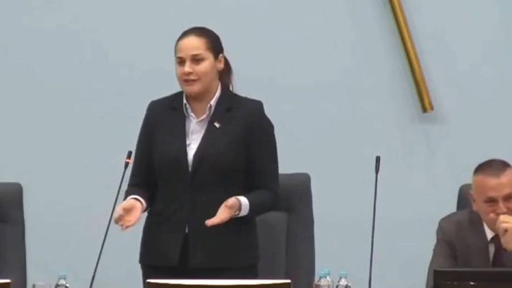 ŠOK U NARODNOJ SKUPŠTINI RS-a: Anja Ljubojević sve ostavila bez teksta, i SNSD-ovci se hvatali za glavu…
