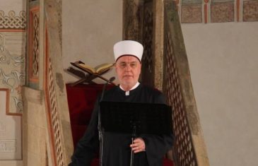 Reis Kavazović pisao šefovima Klubova u Domu naroda BiH jer mu se ne sviđa evropski Zakon o sudu BiH. Tvrdi da ugrožava prava vjernika