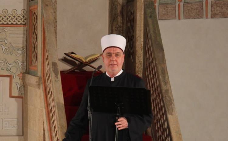 Reis Kavazović pisao šefovima Klubova u Domu naroda BiH jer mu se ne sviđa evropski Zakon o sudu BiH. Tvrdi da ugrožava prava vjernika