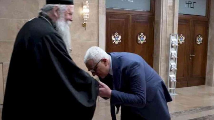 NAPETO U SUSJEDSTVU: Crkva Srbije i četnički vojvoda na čelu Skupštine – ne miruju…