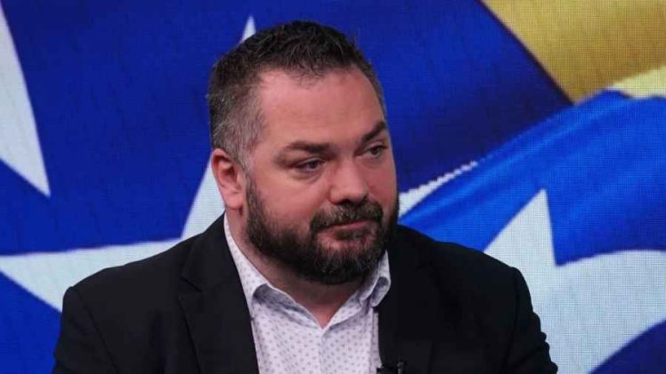 PROF. DELIĆ ŠOKIRAO IZJAVOM: “Ovo je ucjena trećim entitetom. EU razmatra plan za ‘uniju tri republike’! Hrvatski lobista Primorac bi u BiH mogao biti…”