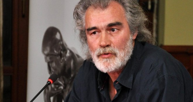 Šta je usitinu iziritiralo vladajuće desničare u Hrvatskoj? Nisu to ni crvene petokrake ni ćirilica, nego…