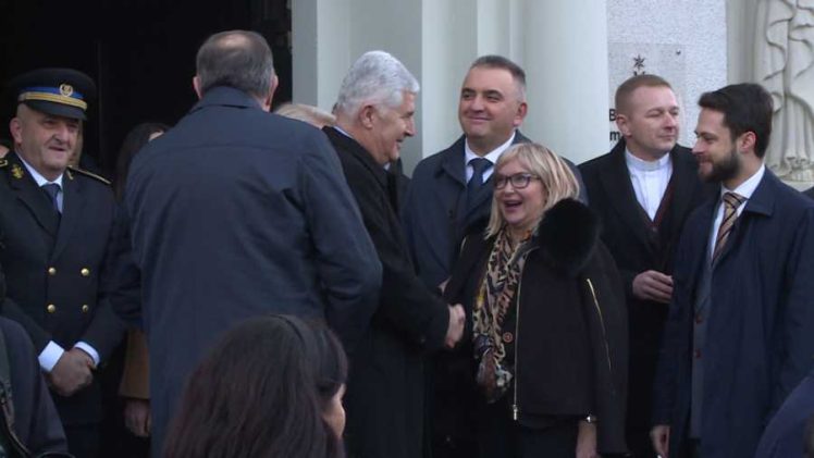 GASI SVE I MOTAJ KABLOVE: Dodikova vlast zastupa hrvatske interese