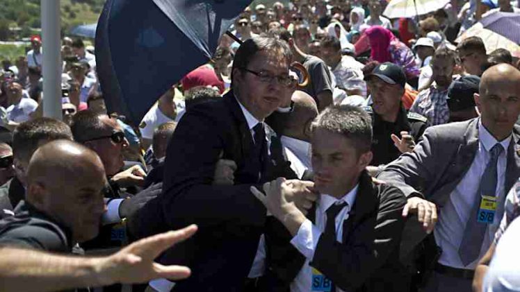 UMIROVLJENI POLICAJAC ZATRESAO SRBIJU: U Potočare smo poslani ilegalno, evo šta se krije iza „napada“ na Vučića…