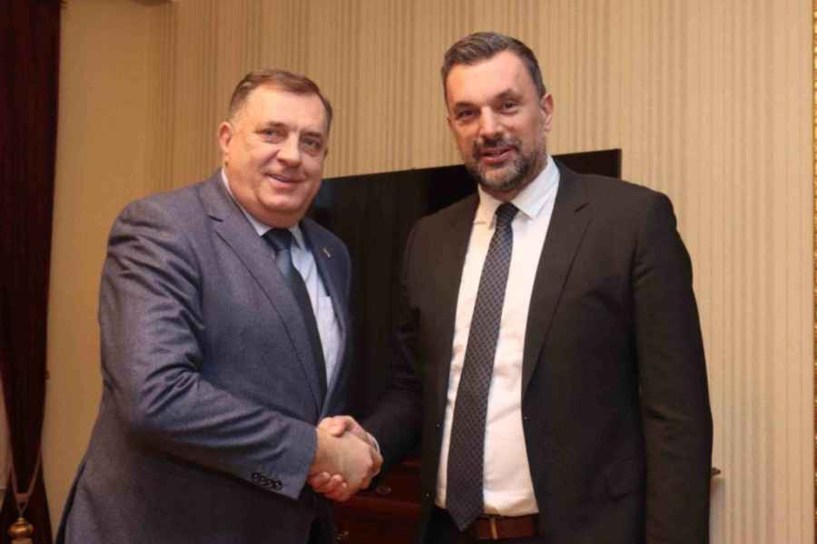 DODIK I KONAKOVIĆ SE SVE BILI DOGOVORILI ALI..: Iskomplikovala se kupovina “kumove” zgrade u Banjoj Luci