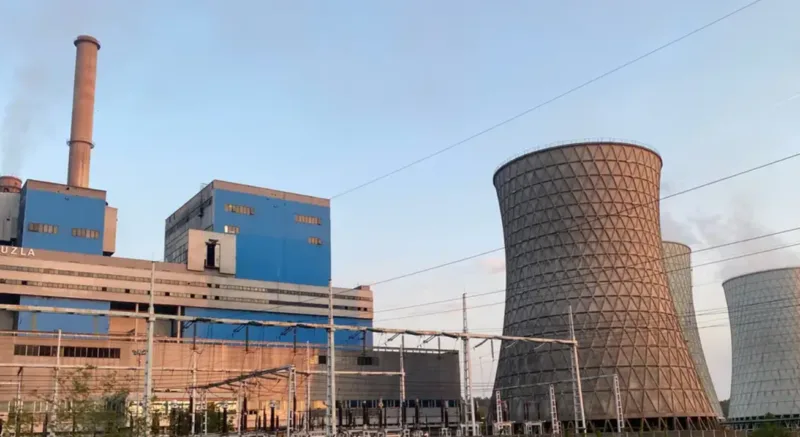 Deutsche Welle najavljuje ‘godinu mraka’: U RS se urušava energetski sistem, Dodik pokušava prodati litijum. FBiH ostaje bez radnika Deutsche Welle najavljuje ‘godinu mraka’: U RS se urušava energetski sistem, Dodik pokušava prodati litijum. FBiH ostaje bez radnika