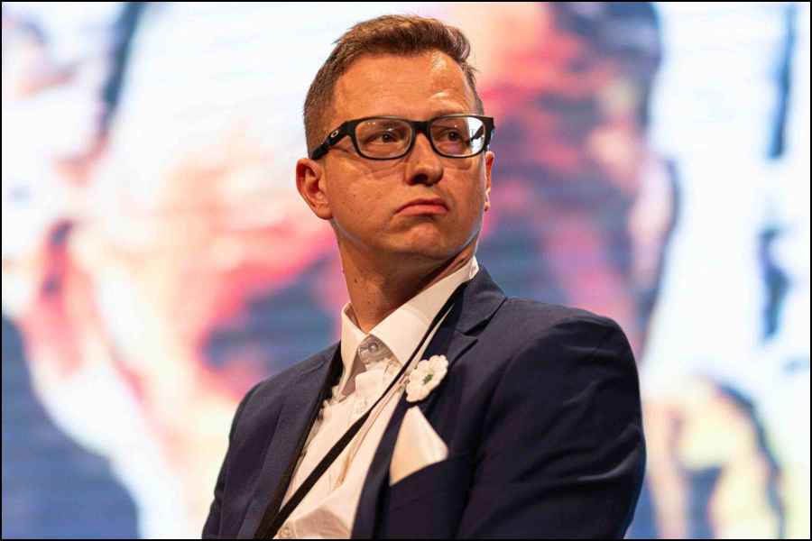 MUJANOVIĆ NEMA DILEMU: “Američki dogovor s Dodikom je…” MUJANOVIĆ NEMA DILEMU: “Američki dogovor s Dodikom je…”