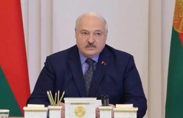 ZAŠTO JE LUKAŠENKO UZNEMIREN: Masovno pušta političke zatvorenike dok strahuje od “venezuelanskog scenarija” i udara SAD-a
