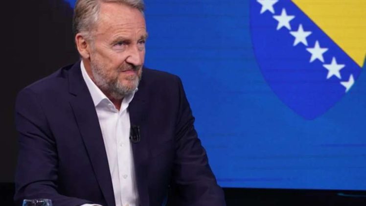 BOSNA I HERCEGOVINA NA PREKRETNICI: Protekla 2025. godina donijela je kraj političke ere Trojke