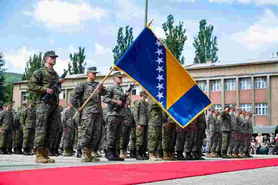 ŠTA TO HELEZ SPREMA: U rezervni sastav Oružanih snaga BiH se mogu prijaviti i civili bez vojnog iskustva