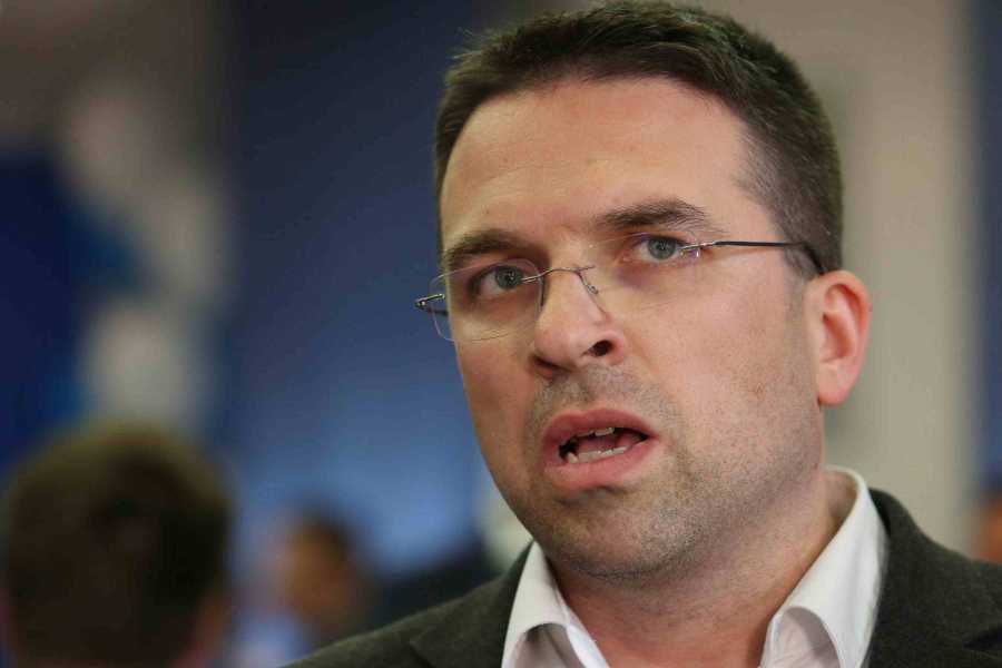 NEPRIJATELJSKE PORUKE BOŠNJACIMA IZ HRVATSKE: “Muslimani, ako ne budete razumni, jedno jutro ćete se probuditi s…!”