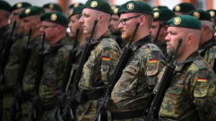 SKANDAL POTRESA EVROPSKU DRŽAVU: Devet vojnika otpušteno zbog seksualnog zlostavljanja i veličanja nacizma