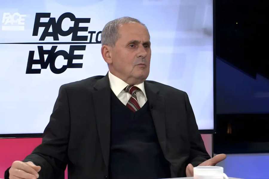 KOGA JE TO HADŽIFEJZOVIĆ UGOSTIO U PROGRAMU PRVOG DANA BAJRAMA: Sadmir Mustafić sve otkrio – “Blagajna medžlisa bila u njegovom stanu, mešetario kurbanima, prodavao vakufsku zemlju, dopisivao se i viđao sa…!”