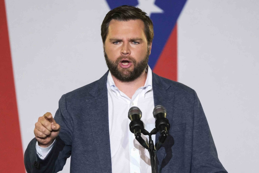 Tajni razdor u Bijeloj kući: JD Vance se protivio Trumpovom planu za rat s Iranom? Tajni razdor u Bijeloj kući: JD Vance se protivio Trumpovom planu za rat s Iranom?