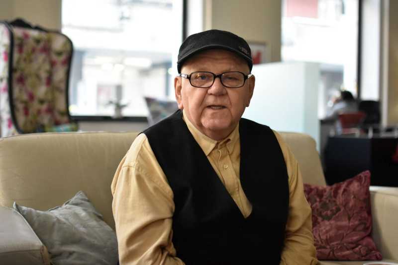 Pjesnik koji je Sarajevu dao dušu, a Bosni glas: “Nikad nas nisu iskreno priznali, niti će, dokle god se sami ne dovedemo do pameti” Pjesnik koji je Sarajevu dao dušu, a Bosni glas: “Nikad nas nisu iskreno priznali, niti će, dokle god se sami ne dovedemo do pameti”