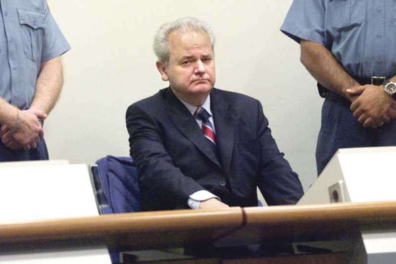 Godišnjica smrti balkanskog kasapina: Naslijeđe Miloševićeve politike su logori, grobnice i razoreni gradovi