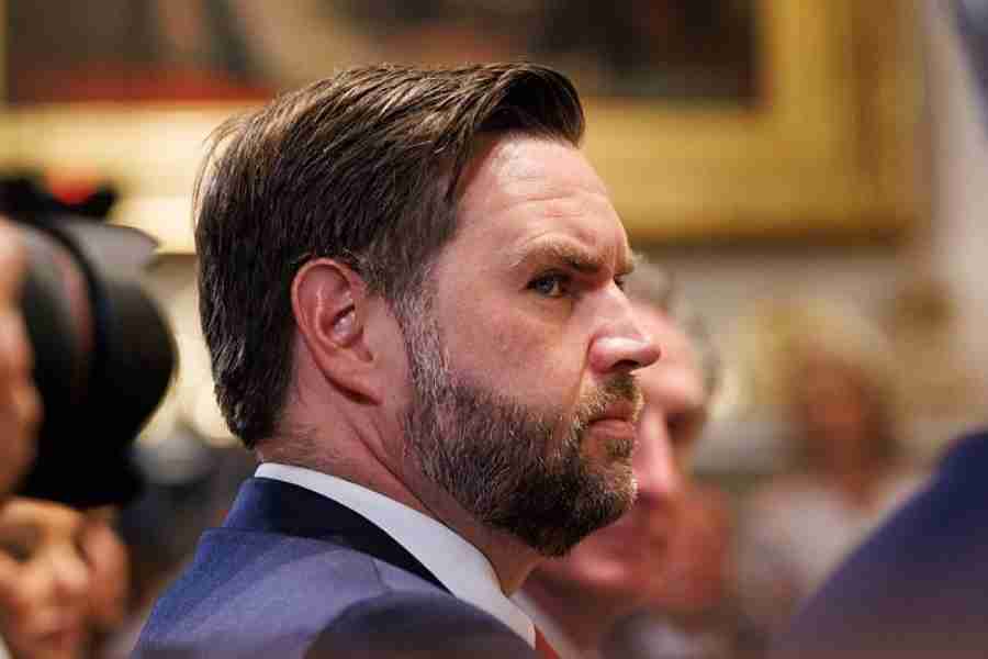 Vance tvrdi: Nije nam cilj rušenje režima, ali Iran nuklearnu bombu nikada neće imati