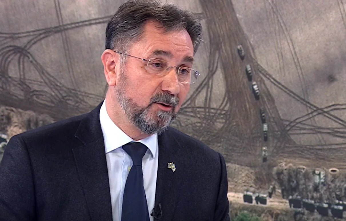 Klasan ŠOKIRA: “Slijedi HAOS, Iran će tek upotrijebiti NAJJAČE ORUŽJE! Pokušaj ubistva Trumpa je BOMBA” Klasan ŠOKIRA: “Slijedi HAOS, Iran će tek upotrijebiti NAJJAČE ORUŽJE! Pokušaj ubistva Trumpa je BOMBA”