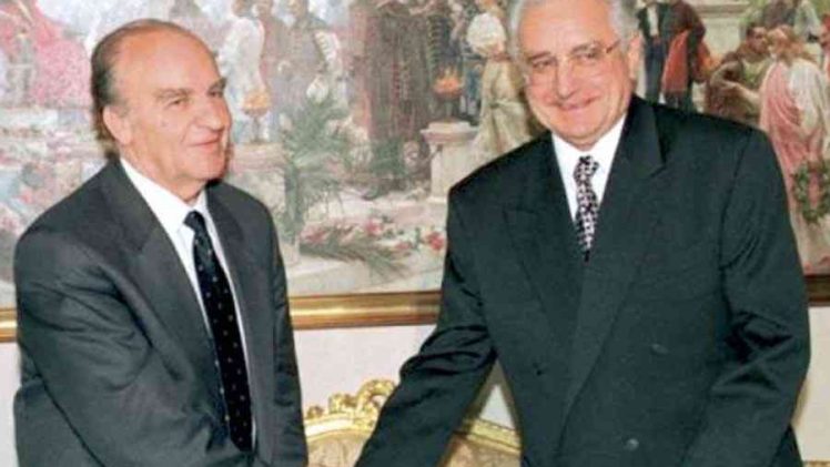 IZNENADA IZA PONOĆI ZAZVONIO JE TELEFON: Razgovor Tuđmana i Izetbegovića o masakru u Ahmićima započeo je…