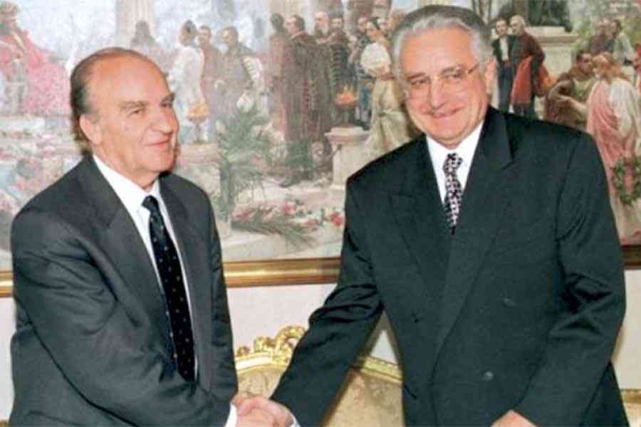 IZNENADA IZA PONOĆI ZAZVONIO JE TELEFON: Razgovor Tuđmana i Izetbegovića o masakru u Ahmićima započeo je…