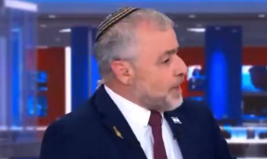 JEZA U STUDIJU: “Bacimo bombu koja ubija ljude, a čuva zgrade!” – Svijet zgrožen izjavama na Izraelskom Kanalu 14