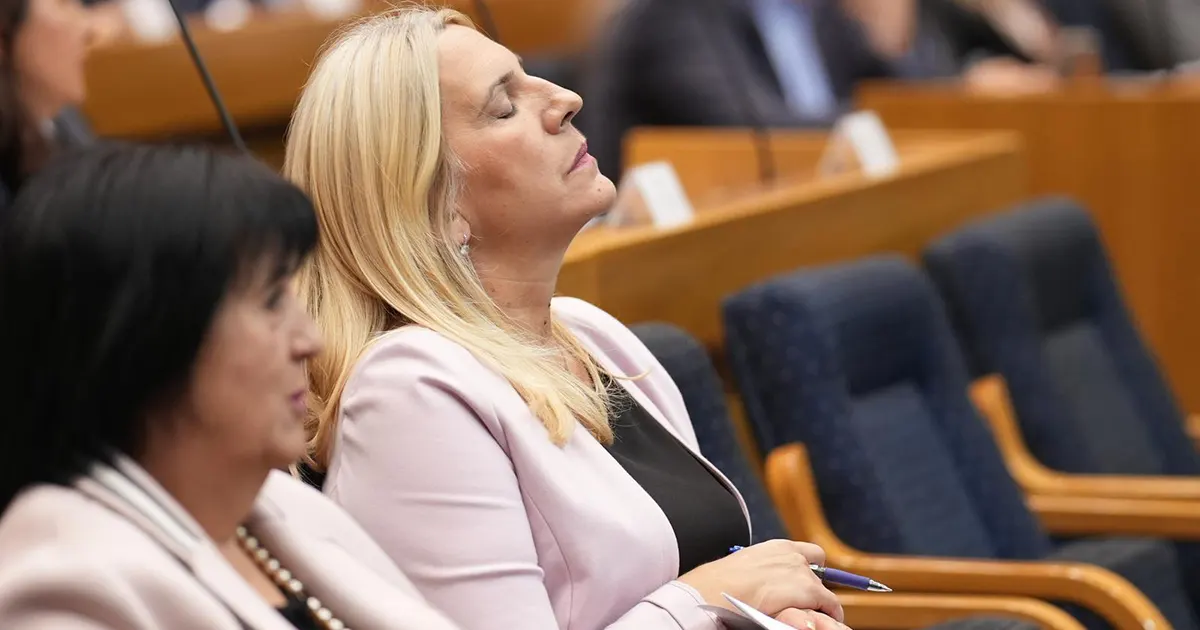 Cvijanović o Konakovićevom nerviranju zbog Schmidta: “Istini za volju, i tetošili su ga” Cvijanović o Konakovićevom nerviranju zbog Schmidta: “Istini za volju, i tetošili su ga”