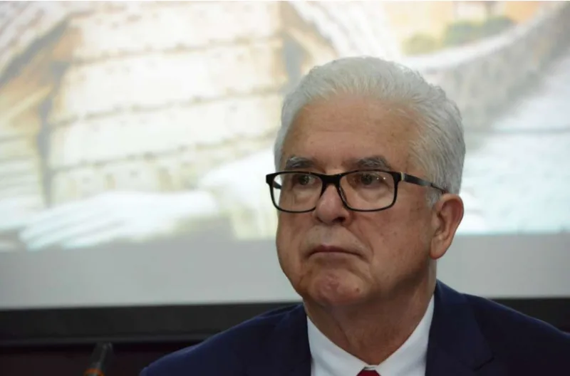 Istaknuti ekomonista upozorava: BiH prijeti nestašica nafte i plina te rast cijena! Istaknuti ekomonista upozorava: BiH prijeti nestašica nafte i plina te rast cijena!