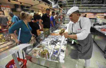 TALAS JE KRENUO I NEĆE SE ZAUSTAVITI: “Evropa nije u stanju ni zamisliti šta je čeka. Već za par sedmica…!”
