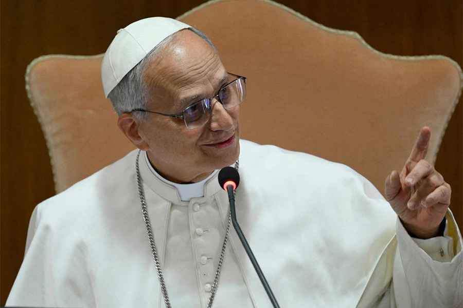 Papa Lav uputio poziv na mir: Slušajmo plač nevine djece, zabrinutih majki i očeva Papa Lav uputio poziv na mir: Slušajmo plač nevine djece, zabrinutih majki i očeva