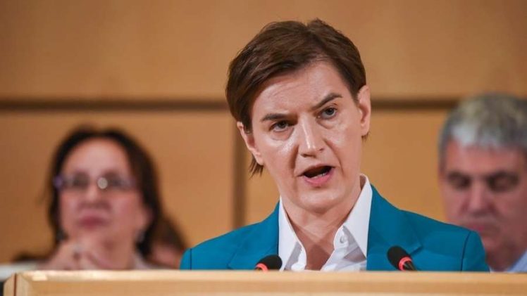 ANA BRNABIĆ ŠOKIRALA PRED KAMERAMA REŽIMSKE TV: “Ne sviđa vam se Srbija? Idite, evo, oni imaju otvorena vrata…”