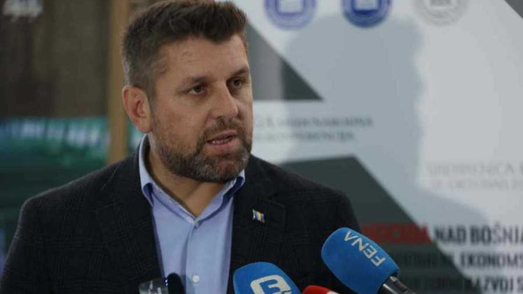 DURAKOVIĆ OŠTRO KRITIKOVAO MURPHYJA: “Neka se ugleda na svog prethodnika Nelsona!”
