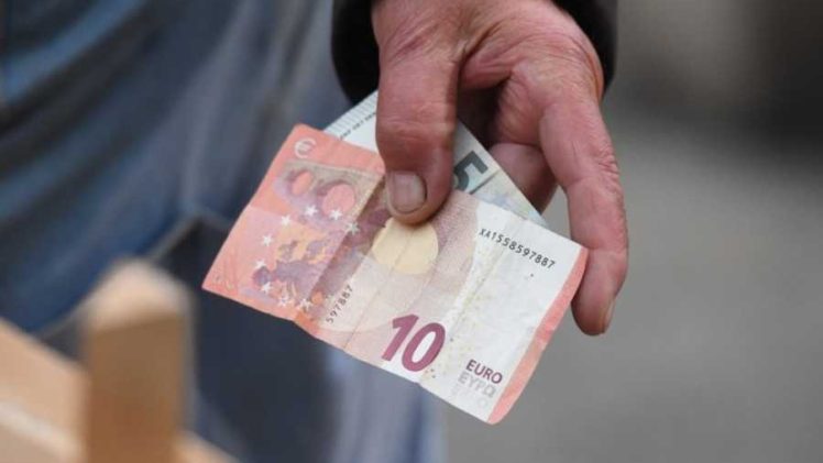 EVROPSKA UNIJA UVODI STROGE KONTROLE PLAĆANJA: Gotovini odzvanja posmrtni marš za velike iznose, a evo šta se mijenja već od 2027. godine