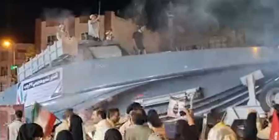 NOVA ZVIJER U ZALJEVU: Iran predstavio ubojito oružje od kojeg strahuju najveći ratni brodovi NOVA ZVIJER U ZALJEVU: Iran predstavio ubojito oružje od kojeg strahuju najveći ratni brodovi