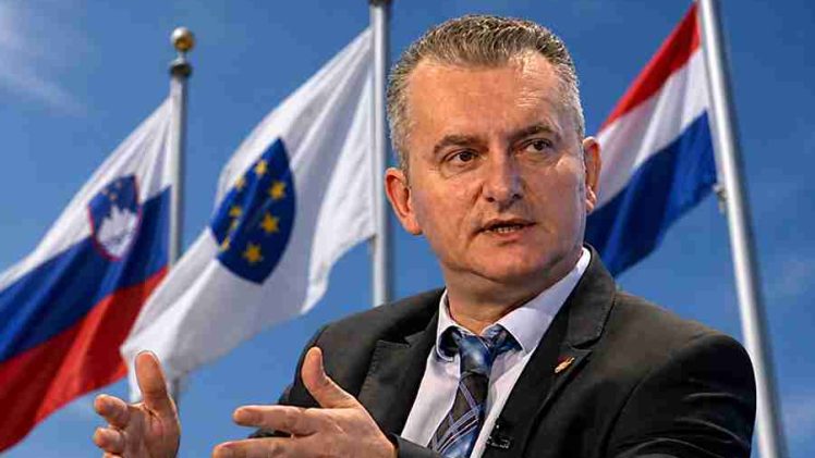 DOK MARIO KARAMATIĆ PODIŽE TENZIJE: Sve što lider HSS-a BiH zna o zastavi s ljiljanima, a neće da kaže…