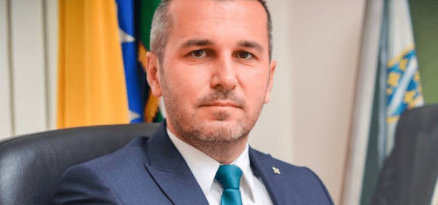 Čaušević: Hoće li neko ovima iz Trojke reći da, za dobrobit države, ugase bagere Čaušević: Hoće li neko ovima iz Trojke reći da, za dobrobit države, ugase bagere
