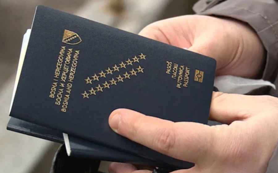 OLAKŠANJE ZA DIJASPORU: Novi zakon otvara vrata za 100.000 ljudi koji su morali napustiti BiH OLAKŠANJE ZA DIJASPORU: Novi zakon otvara vrata za 100.000 ljudi koji su morali napustiti BiH
