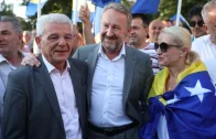 SDA i sateliti zajedno s Dodikom slave odlazak Schmidta. Razlika je samo što Dodik ima plan za poslije Schmidta, a oni šire paniku